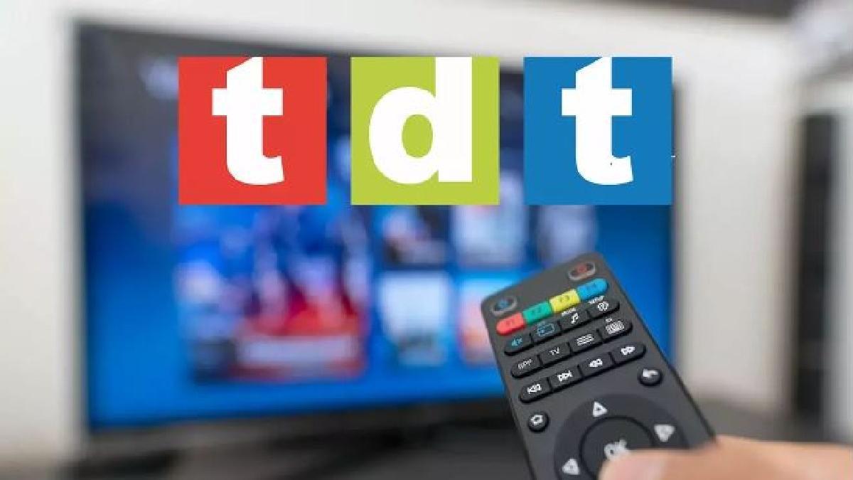 AYUDAS TDT TELEVISOR  Ayudas para la TDT: así puedes conseguir hasta 500  euros para adaptar tu televisor