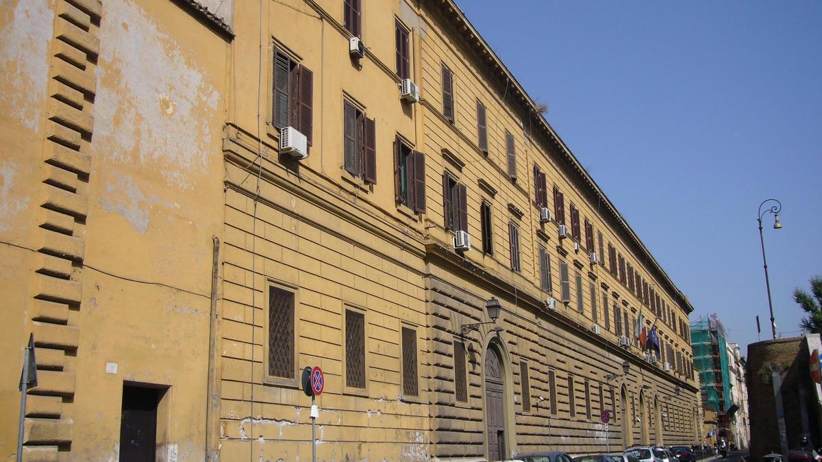 Fachada de la prisión de Regina Coeli, en Italia.