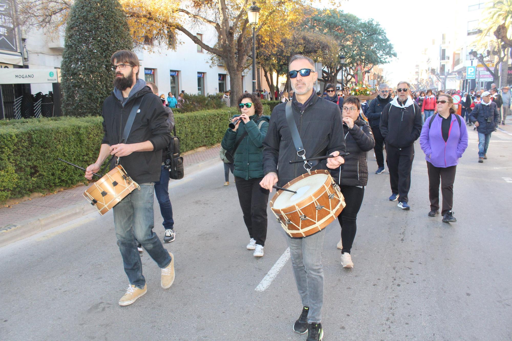 Vive de nuevo la emocionante romería de Santa Águeda de Benicàssim