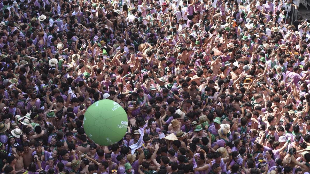 Miles de personas disfrutando de las fiestas de San Lorenzo