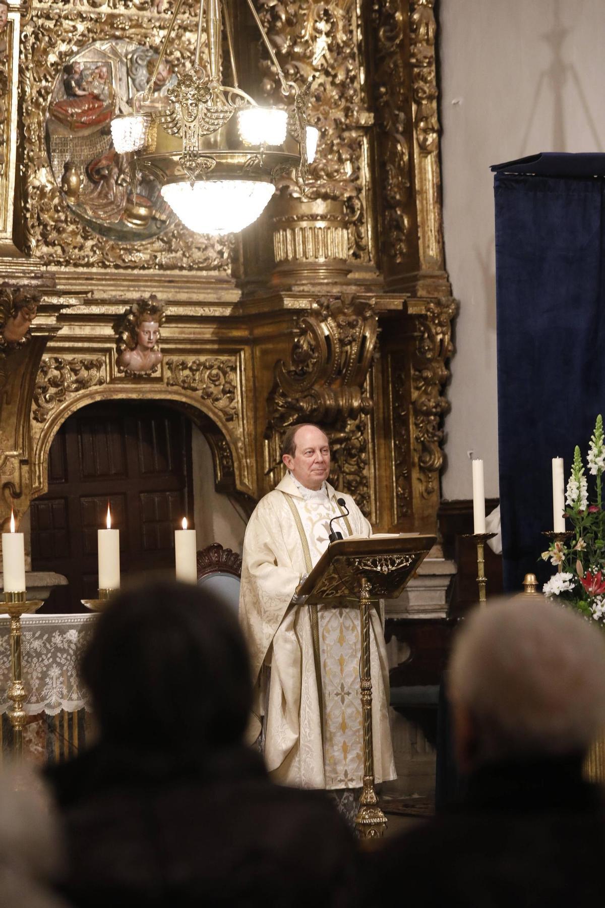 EN IMÁGENES: La primera misa del Socorro de Luanco
