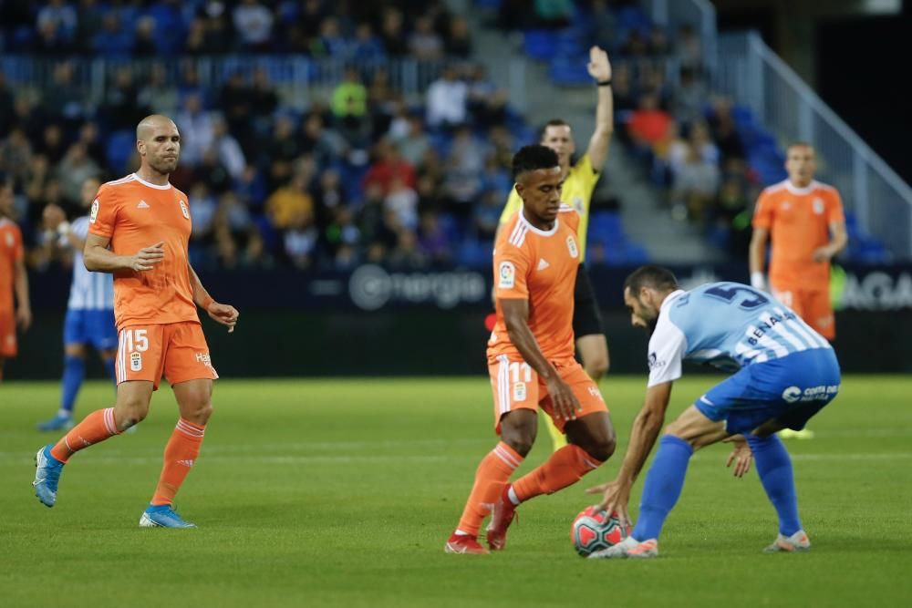 El partido entre el Málaga y el Oviedo, en imágenes