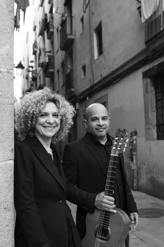 Carme Canela y Jurandir Santana revisitan el disco que abrió la puerta de la música brasileña a todo el mundo