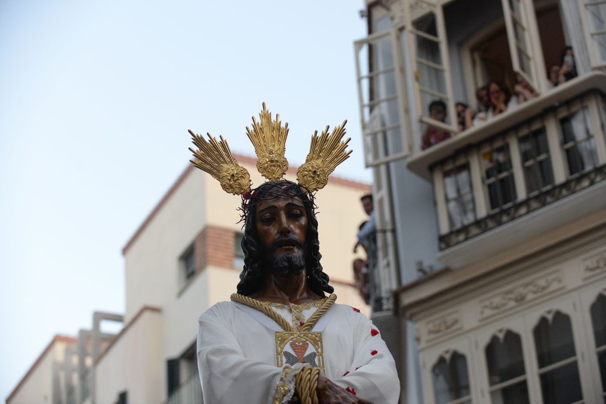 Madrugada de traslados para la veneración 'El Verbo Encarnado' en la Catedral