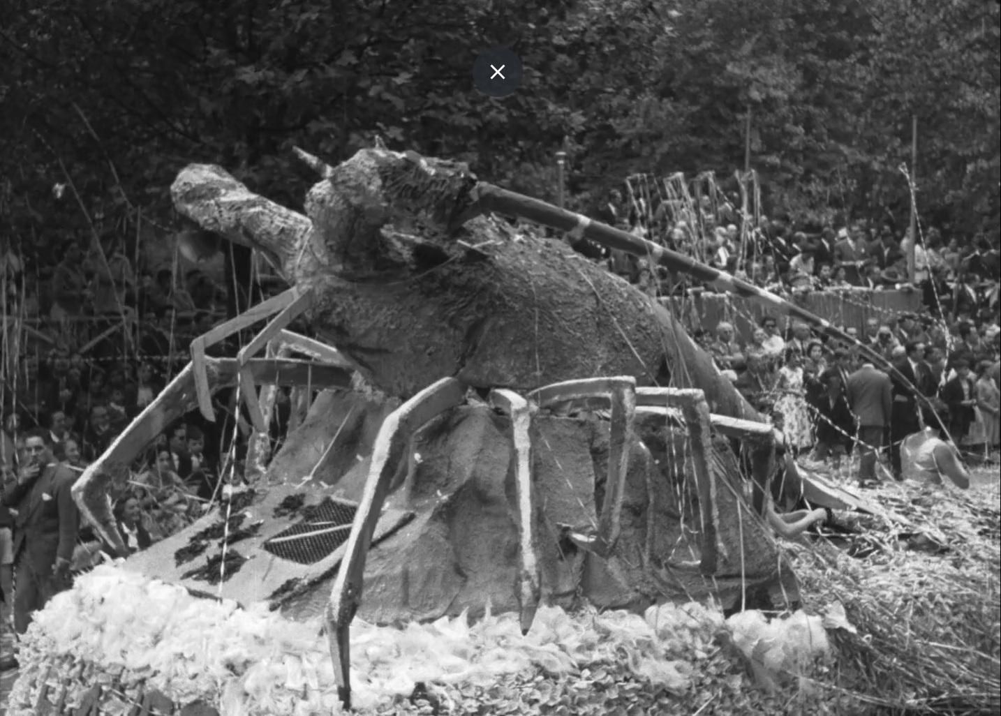 EN IMÁGENES: Así fue el Día de América en Asturias del año 1956