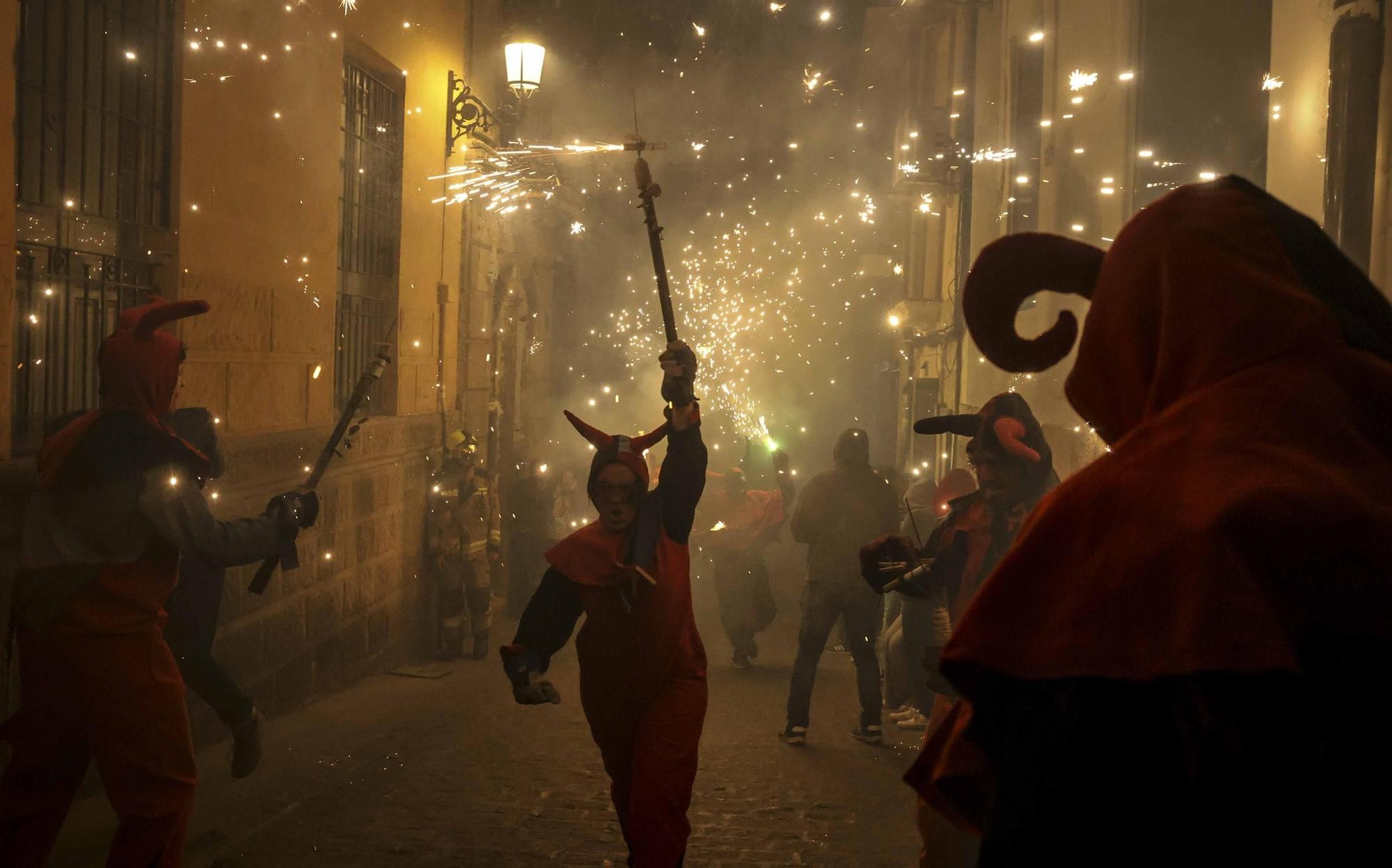 Así han sido los Correfocs del Carnaval en Alicante