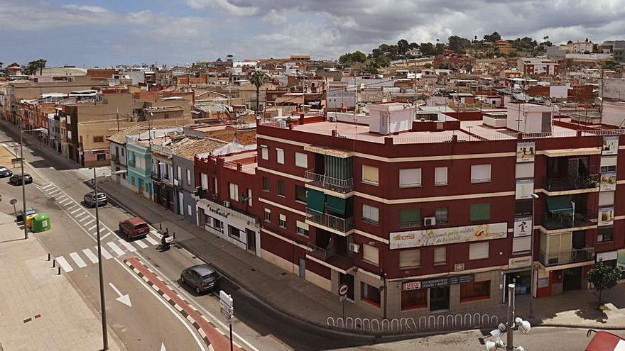 Calle General Espartero que rodea el barrio de l’Alquerieta. | V. M. P.
