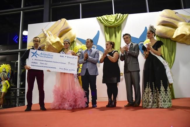 Donacion premio Reina del Carnaval del Centro ...