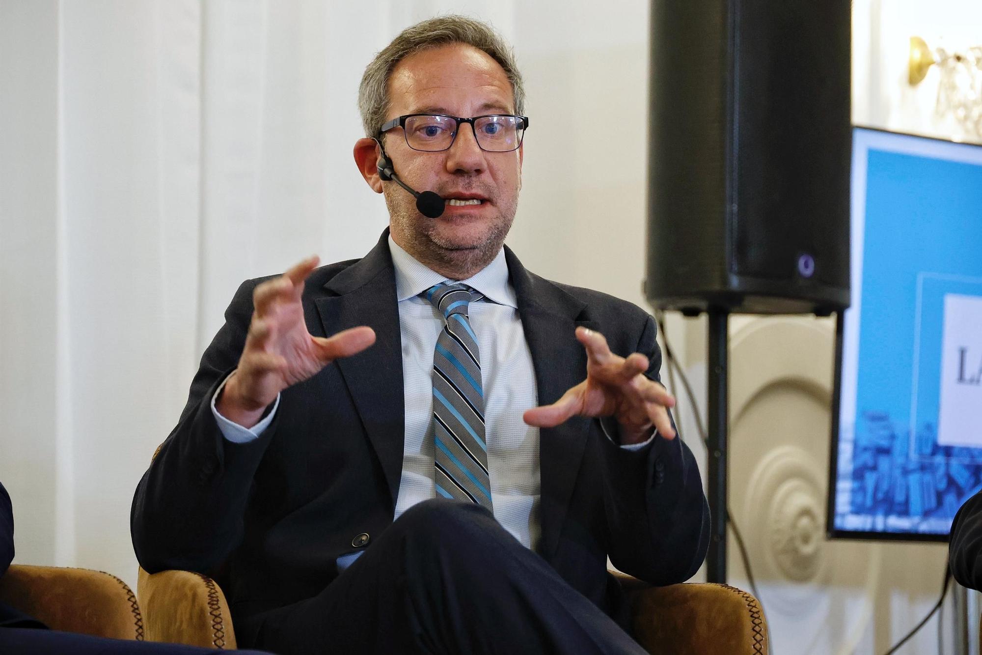 Foro sobre 'Conectividad turística' de EL DÍA y la CEOE