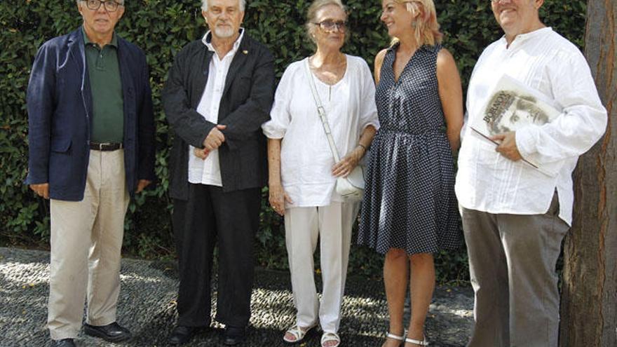 José Lebrero, Pepe Bornoy, María Victoria Atencia, Montserrat Reyes y Juan José Téllez.