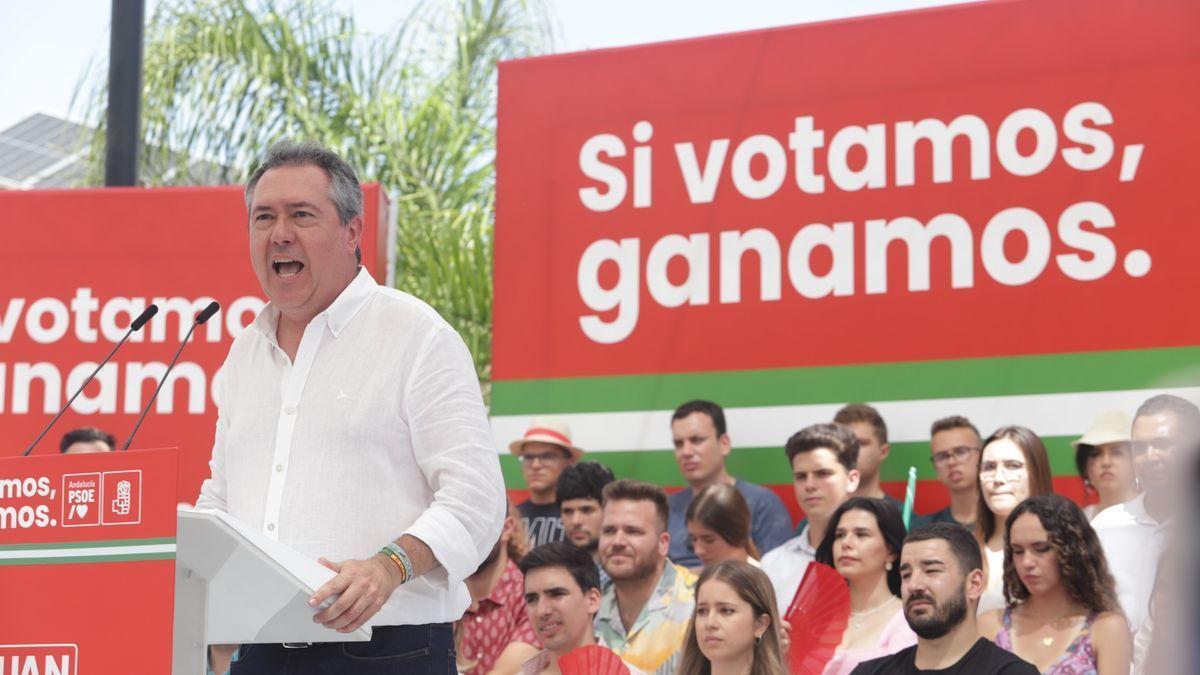 Juan Espadas, durante su intervención en el mitin.