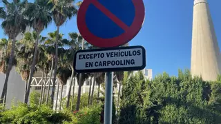 Sevilla estrena en la Cartuja las primeras plazas de aparcamiento reservadas para quienes compartan coche