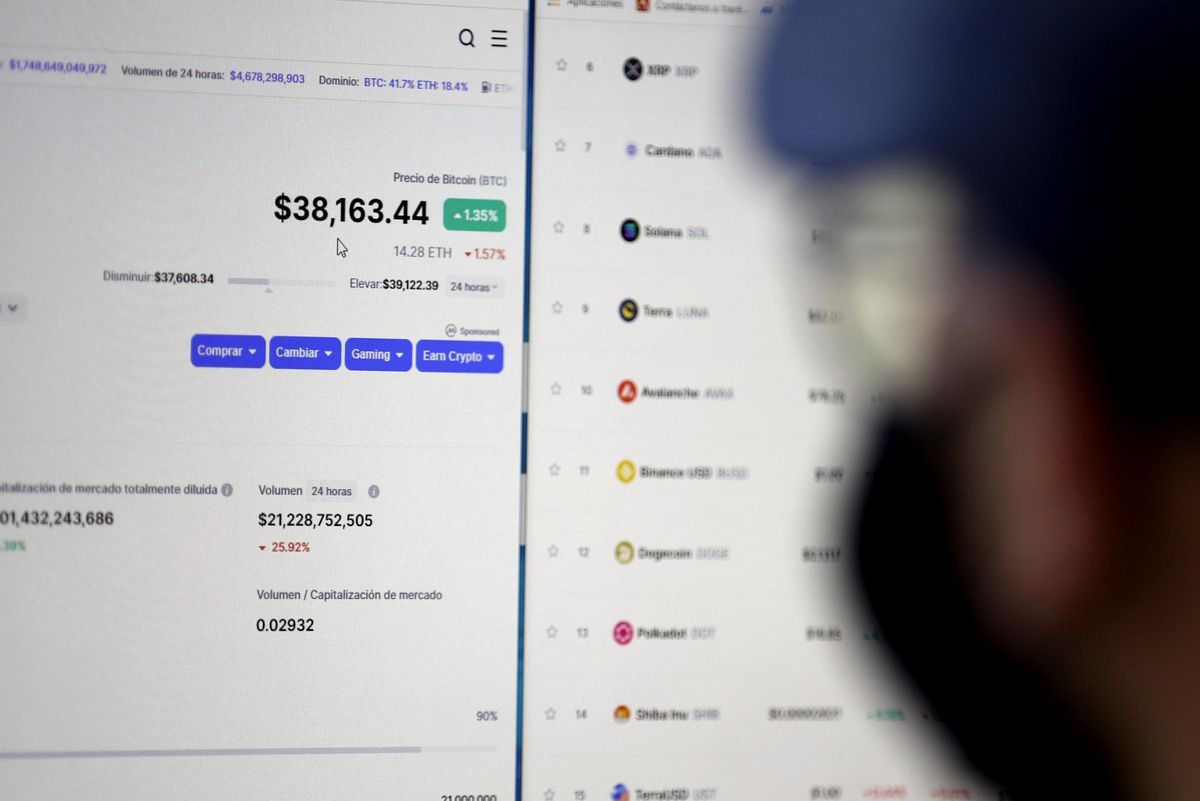La AEDP investiga a Worldcoin por captar datos personales a cambio de criptomonedas
