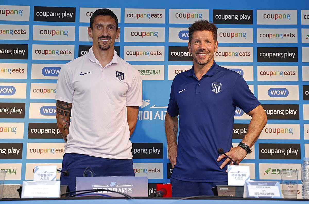 Simeone y Savic, en la previa del partido ante el City: Seguro que todos los coreanos estarán con el Atleti mañana