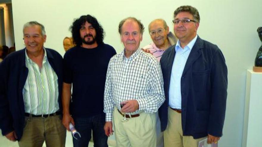 Chano Lorenzo, Ramón Chaparro, Higinio Vázquez, Felipe Sevillano y José Andrés Casquero en la sala.