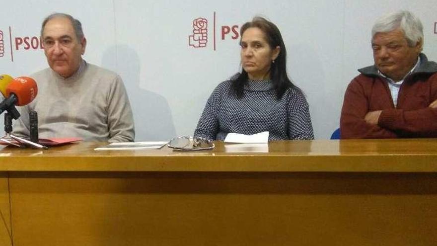 Los tres concejales socialistas en Cubo del Vino.