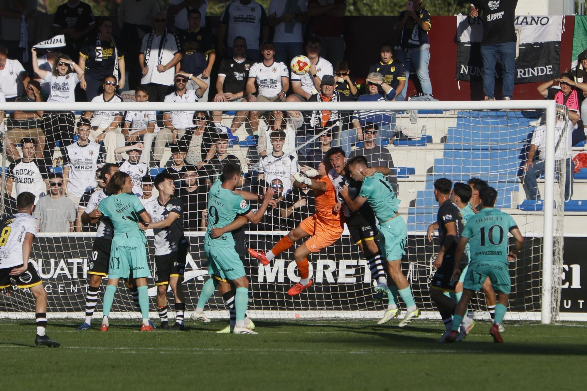 FOTOGALERÍA: Las imágenes de la derrota del Mérida en Salamanca (2-0)