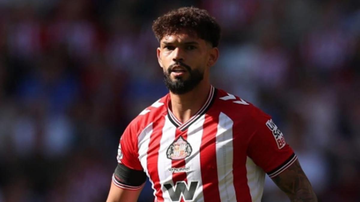 Omar Alderete, con el Sunderland