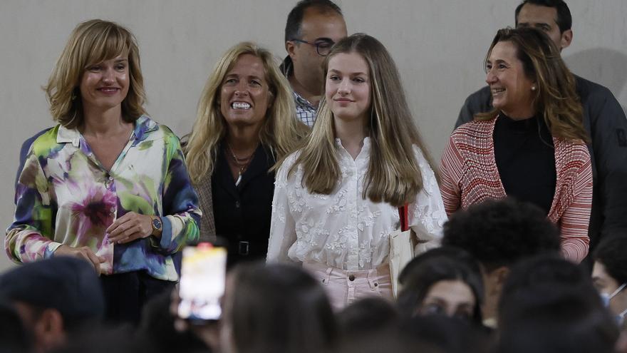 La Princesa Leonor asiste a una charla sobre el uso seguro del móvil en su segundo acto oficial en solitario