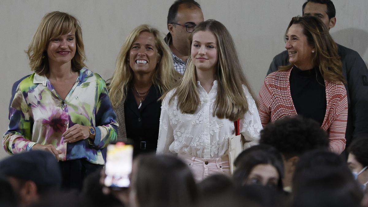 La princesa Leonor visita un instituto madrileño durante sus vacaciones