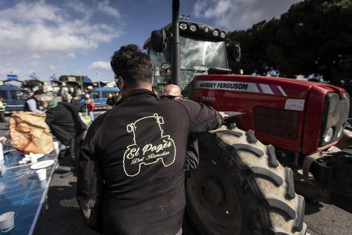 Manifestación de agricultores en Mercabarna