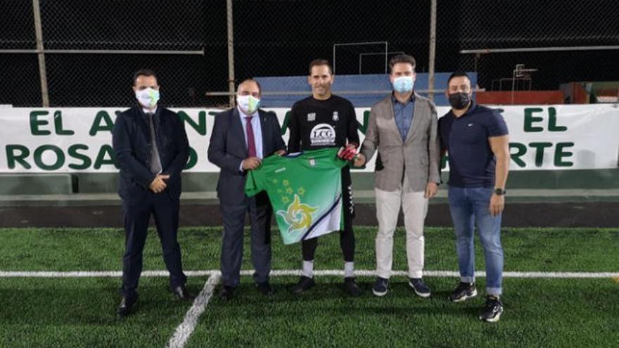 Sergio, con la camiseta de su nuevo club.