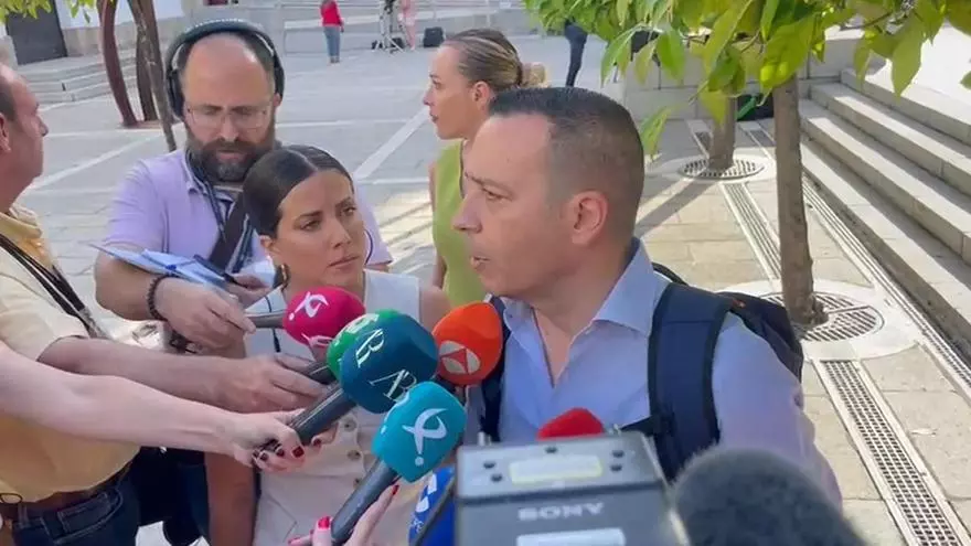 Óscar Fernández, portavoz de Vox: "Asistimos de nuevo a una burla por parte de Gallardo"
