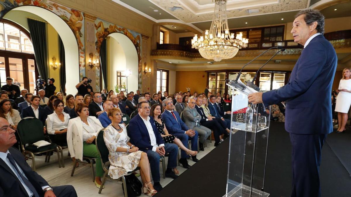 Luis Padrón en el acto de presentación del nuevo Pleno de la Cámara Oficial de Comercio, Industria, Servicios y Navegación de Gran Canaria.