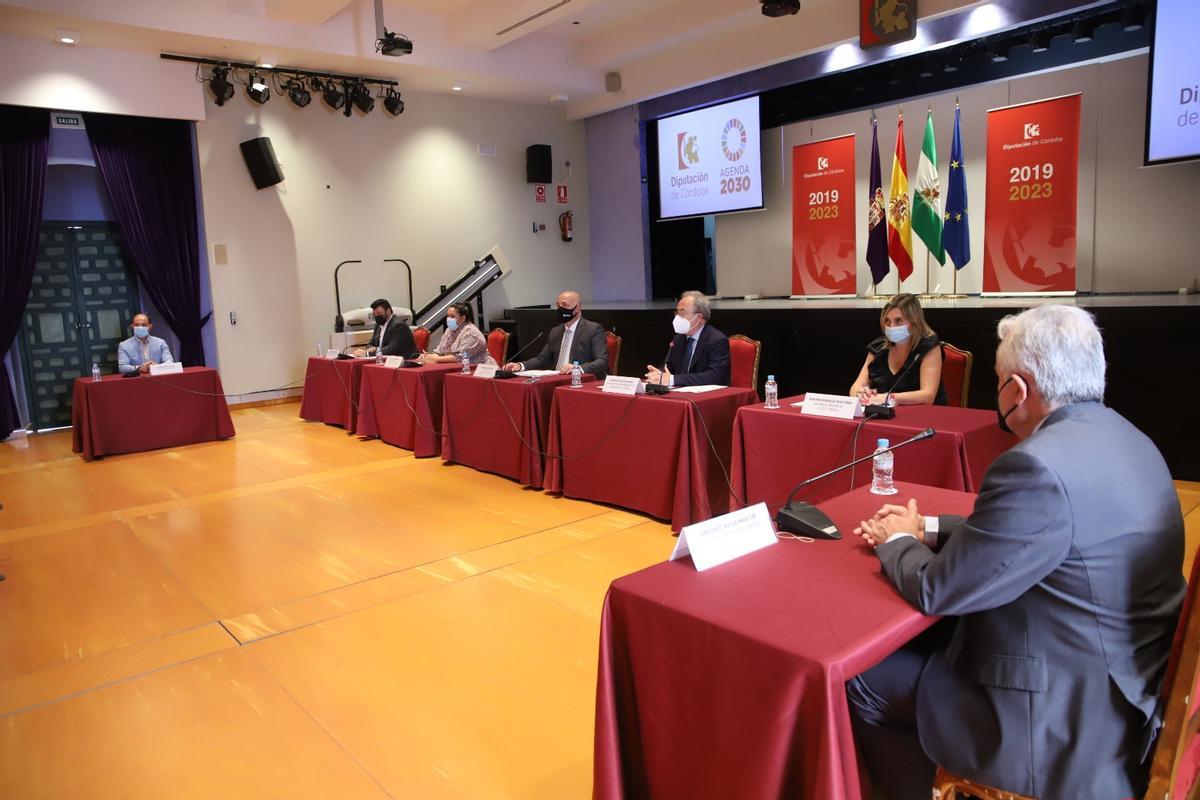 La Diputación renueva el acuerdo de concertación con sindicatos y patronal