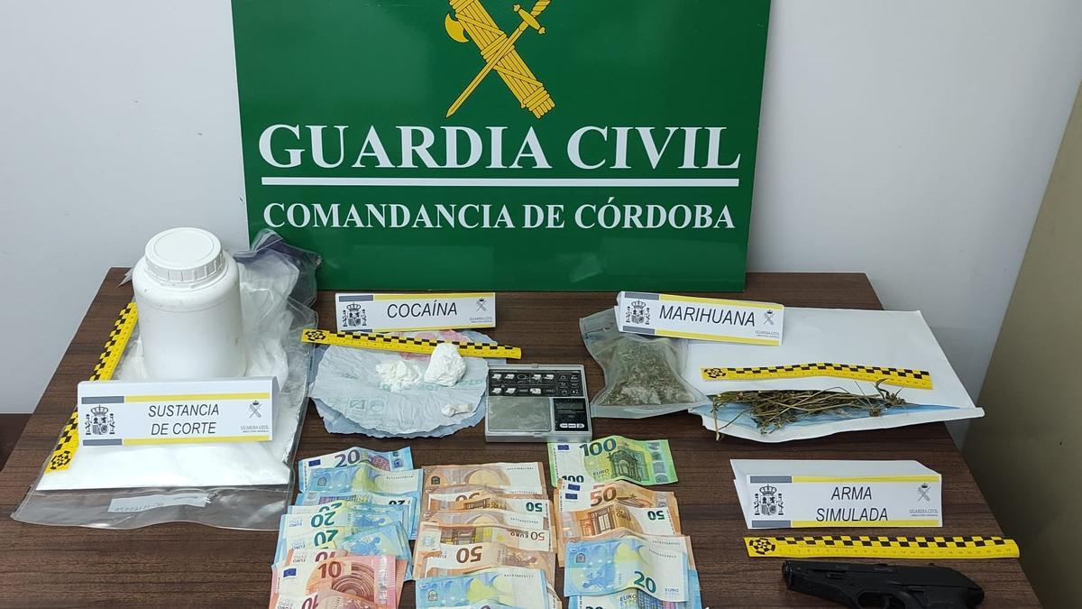 Material incautado en la operación &#039;Ganatum&#039; desarrollada por la Guardia Civil en el norte de la provincia de Córdoba.