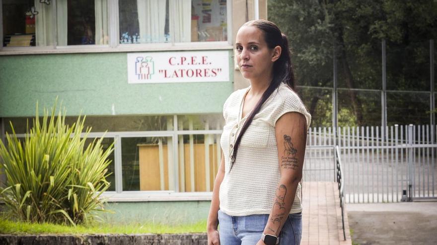 "Mi hija me pregunta a qué colegio irá y no sé qué contestarle": la incertidumbre de una niña con una discapacidad del 54% a veinte días de empezar el curso