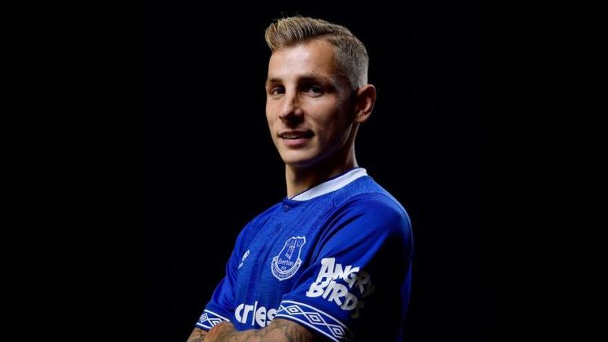 Barça i Everton arriben a acord per al traspàs de Digne