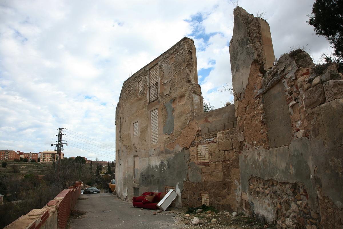 Actual estado de la Torre-Portal de Cocentaina.