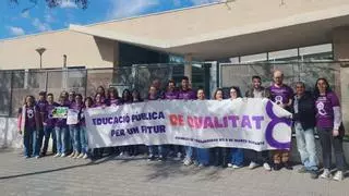 Crece la tensión entre los docentes de Alicante: la conselleria rechaza el pago íntegro de la extra a los profesores