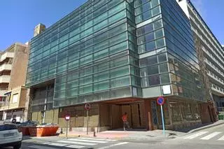 De superficie comercial a call center en Torrevieja (3·04·21)