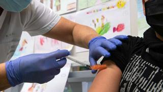 Covid: última hora sobre la vacuna, contagios y ómicron en España y el mundo | DIRECTO