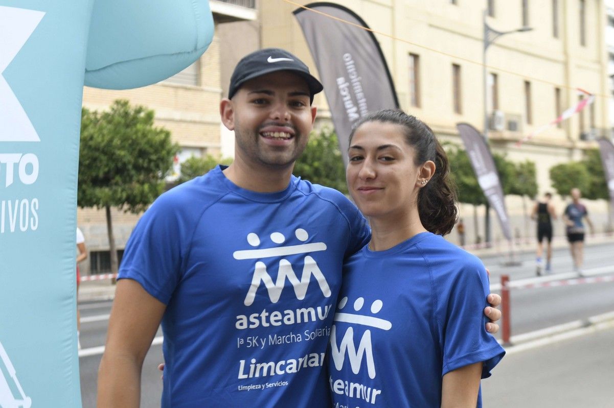 La carrera y marcha Solidaria Asteamur, en imágenes
