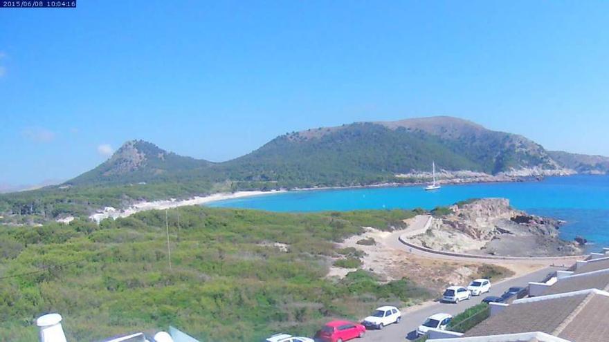 Blaues Meer, blauer Himmel: Die Cala Agulla am Montagvormittag (8.6.)