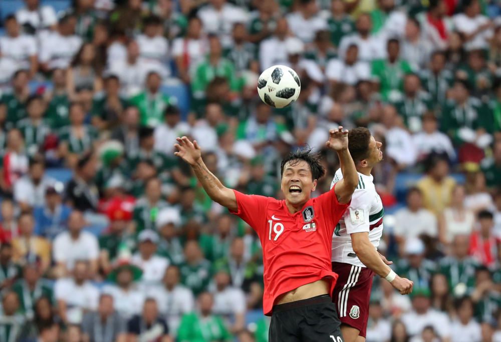 Les imatges del Corea del Sud-Mèxic (1-2)