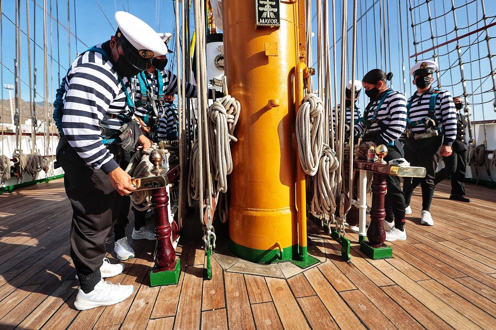 Llegada al Puerto de Santa Cruz del buque escuela mejicano Cuauhtémoc