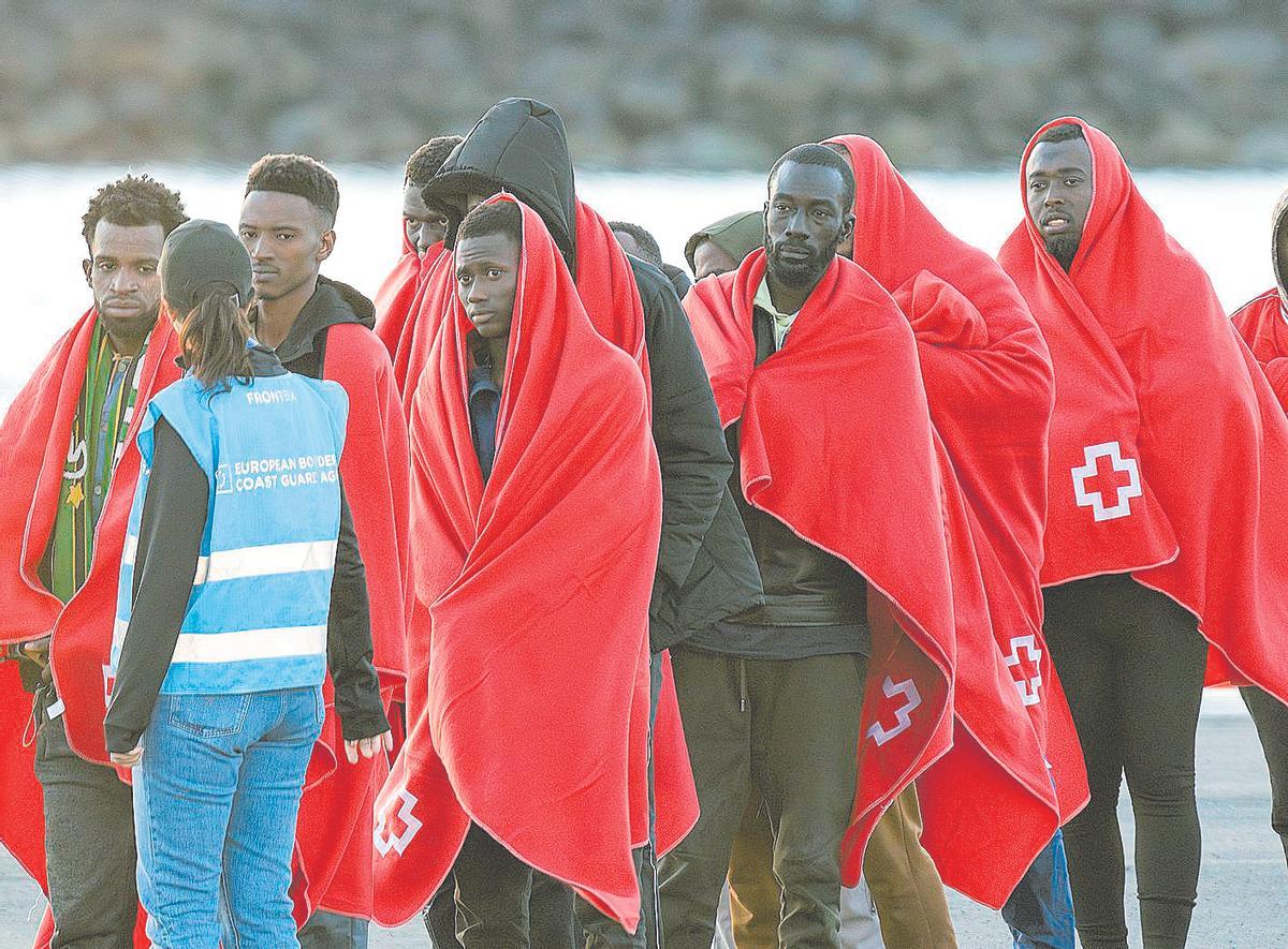 Migrantes llegados a Lanzarote este viernes.