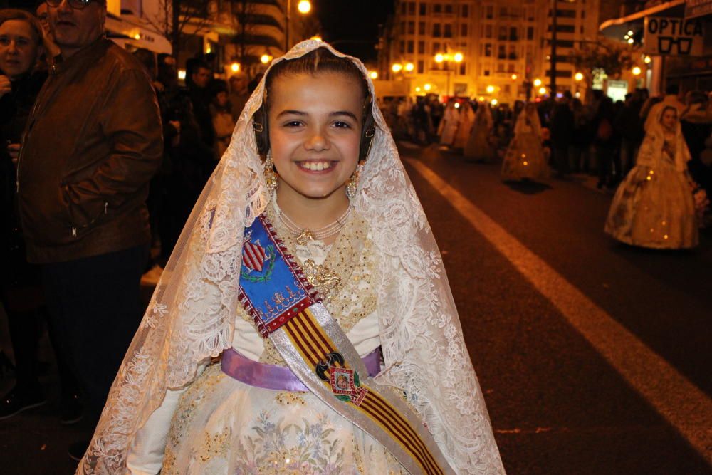 Ofrenda 2018: Así desfiló la fallera mayor infantil Daniela Gómez