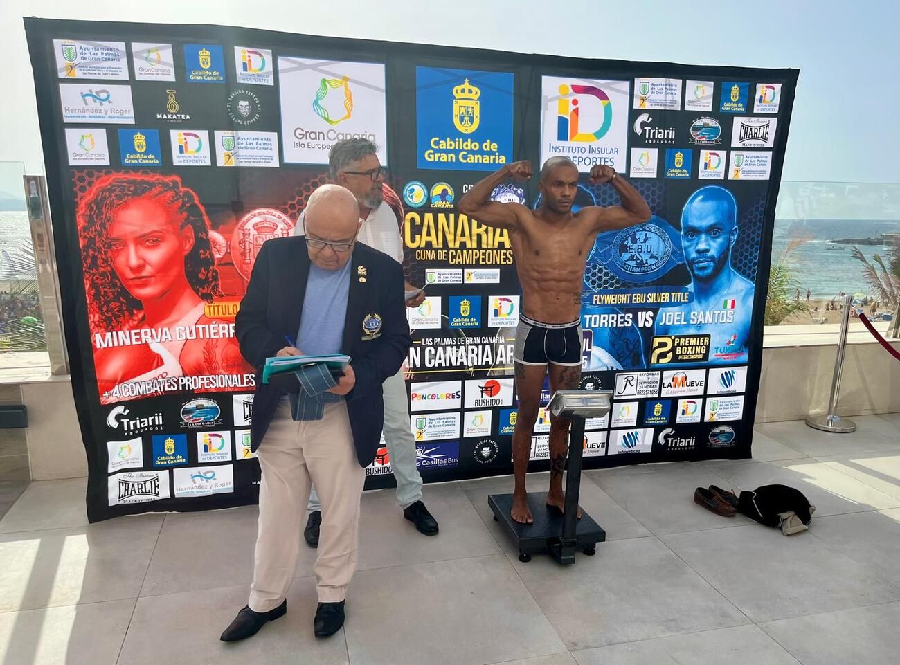 Pesaje de púgiles para la velada de boxeo 'Canarias, Cuna de Campeones'