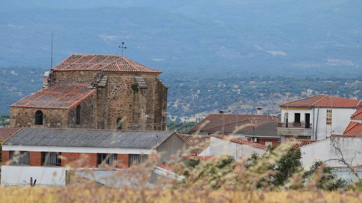 Majadas de Tiétar ofrece al viajero espacios llenos de encanto, como su Iglesia Parroquial de San Salvador