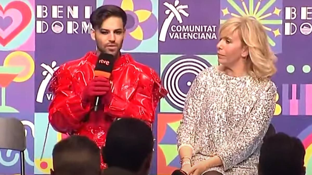 Agoney y María Eizaguirre en la rueda de prensa del Benidorm Fest 2023