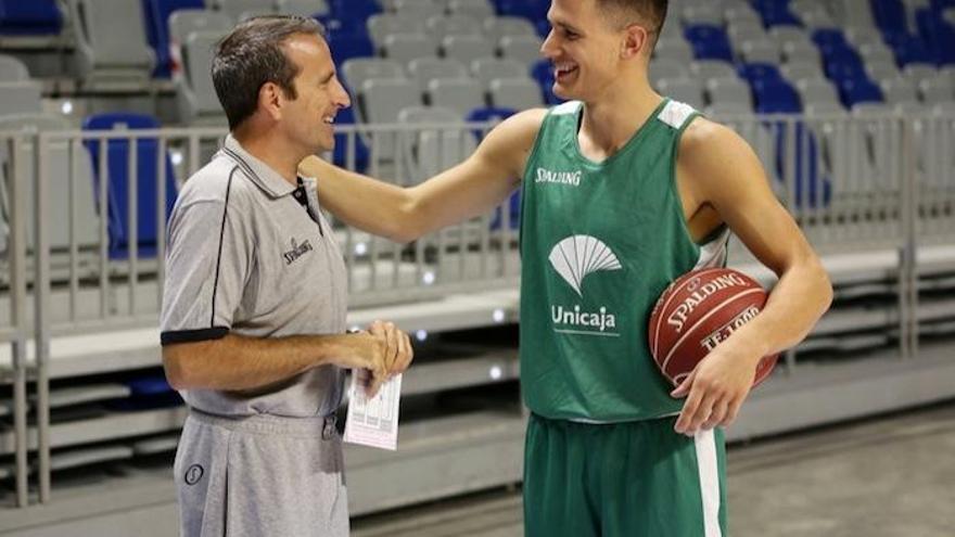 Plaza y Nedovic, en la vuelta del serbio a Málaga.