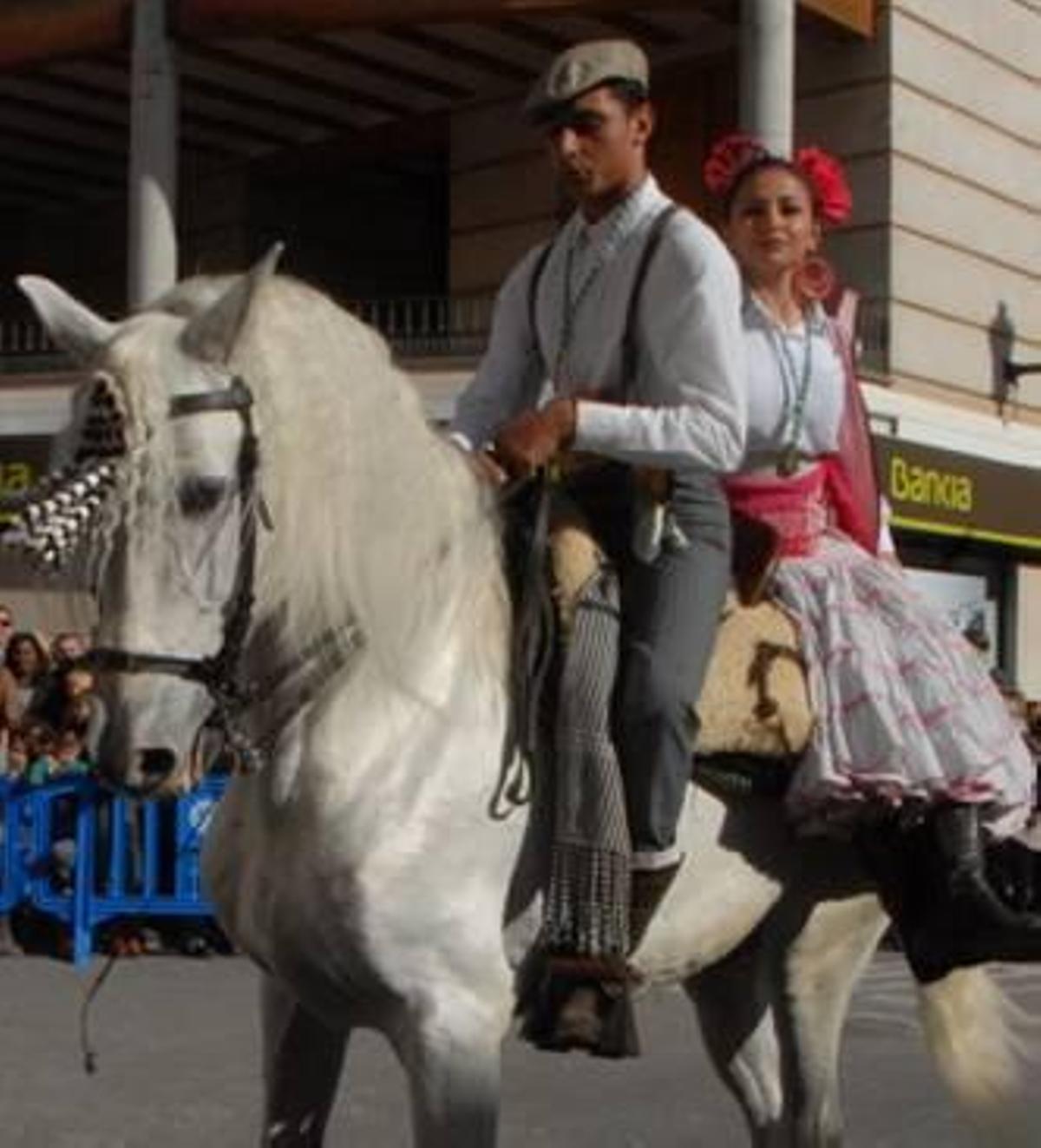Sant Antoni llenó en Canet