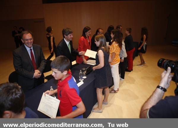 GALERÍA DE FOTOS - Entrega de los Premios Extraordinarios al Rendimiento Académico