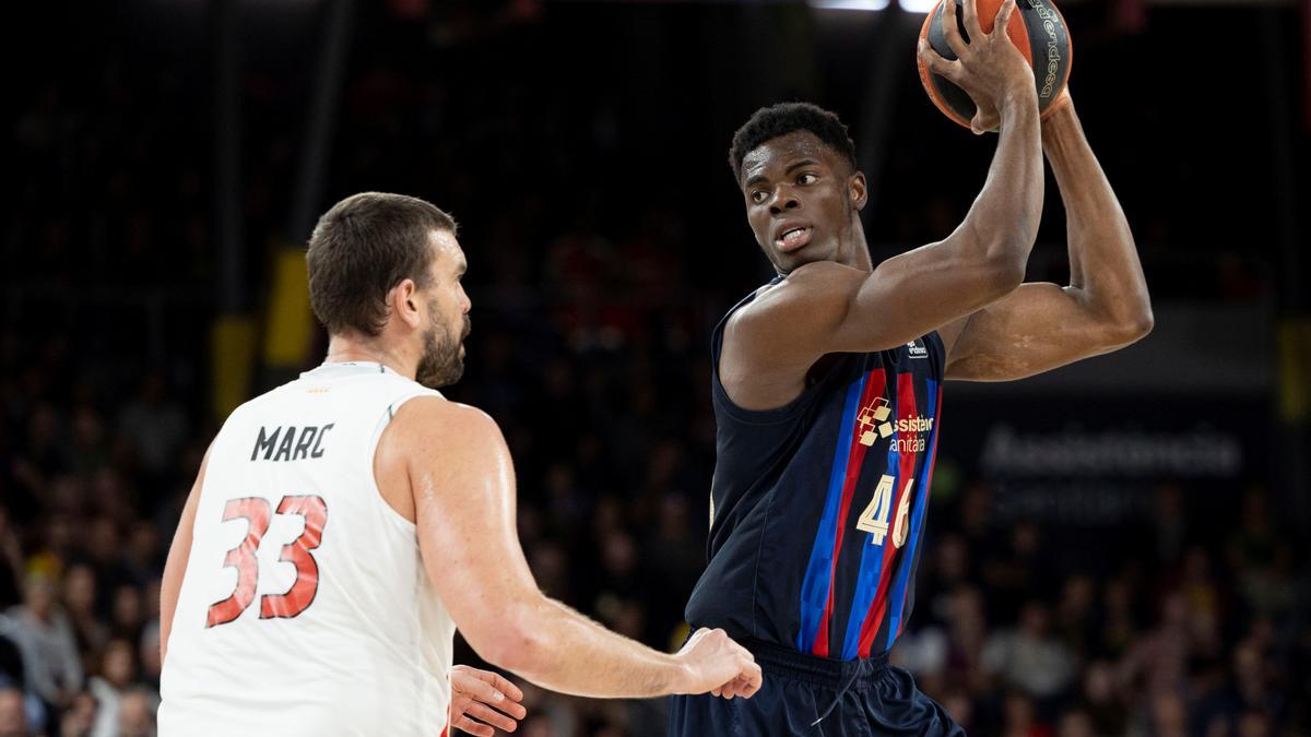 Nnaji ya se vió las caras con Marc Gasol en el Palau