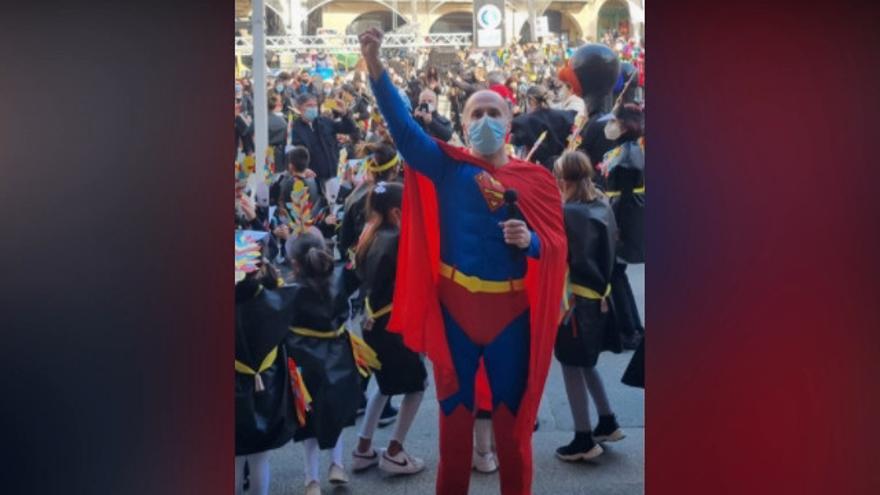 El alcalde de As Burgas, disfrazado de Superman.